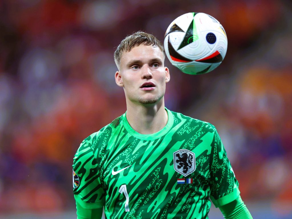 Bart Verbruggen expected to start for Netherlands against Japan at the 2026 World Cup